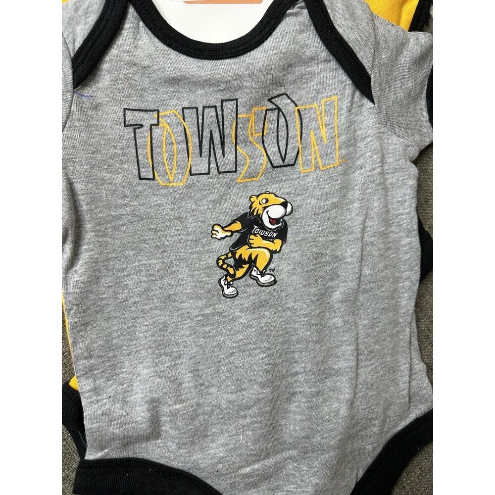 NHL Towson Infant Bodysuits Size 6/9 Months Hockey Gray Black Graphic Print - Picture 3 of 6